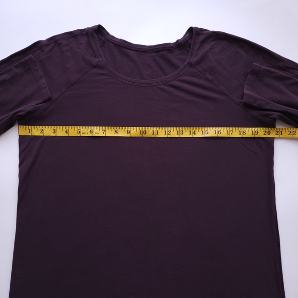 Lululemon Emerald Long Sleeve - Picture 11 of 13